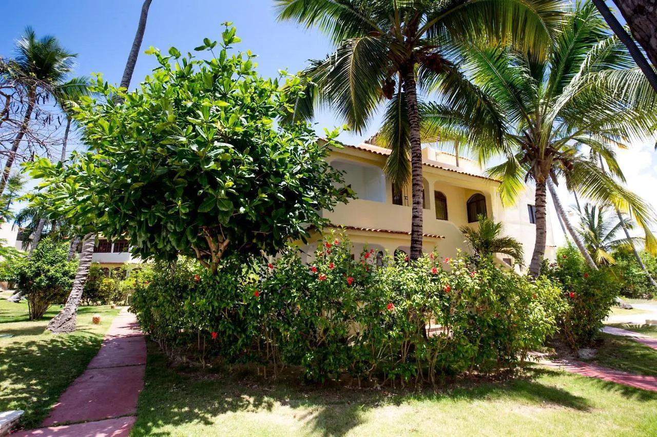 Los Corales Beach Village فندق بونتا كانا