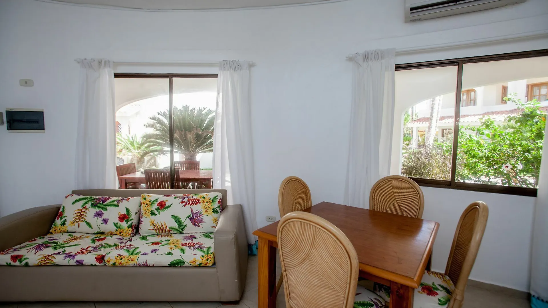 **** فندق Los Corales Beach Village جمهورية الدومينيكان