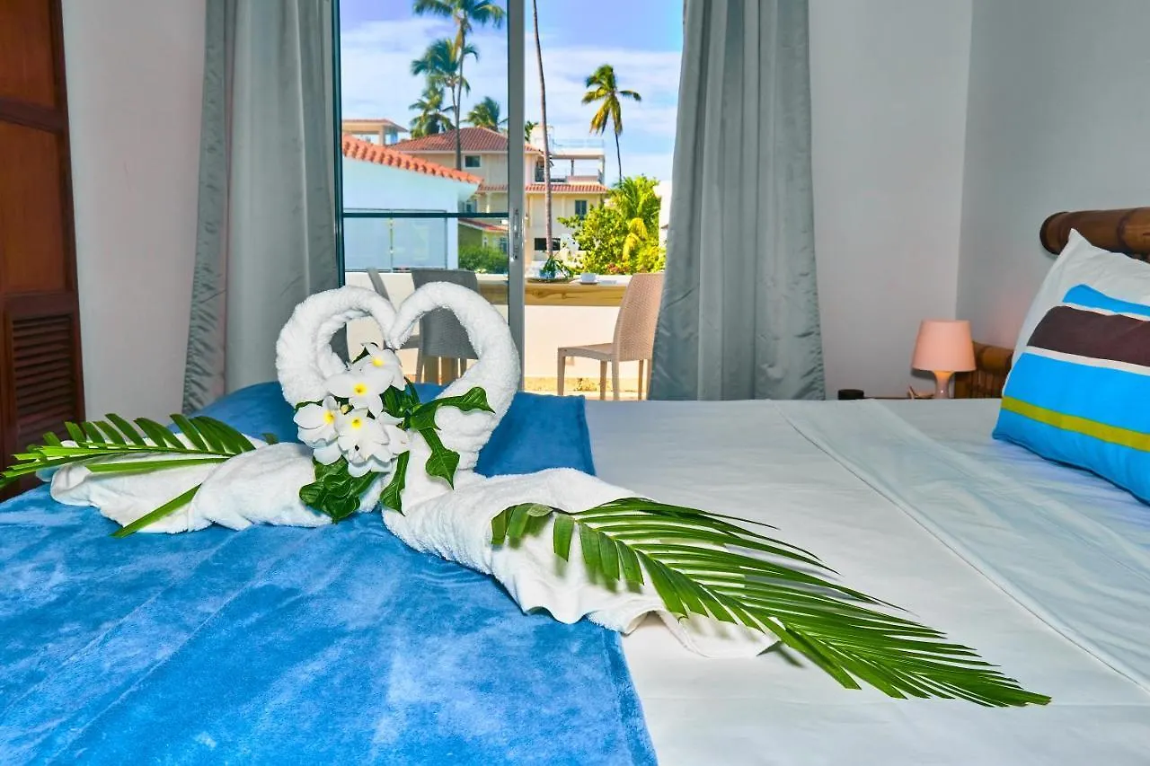 Los Corales Beach Village