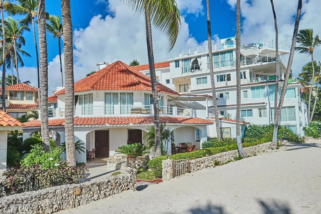 فندق Los Corales Beach Village